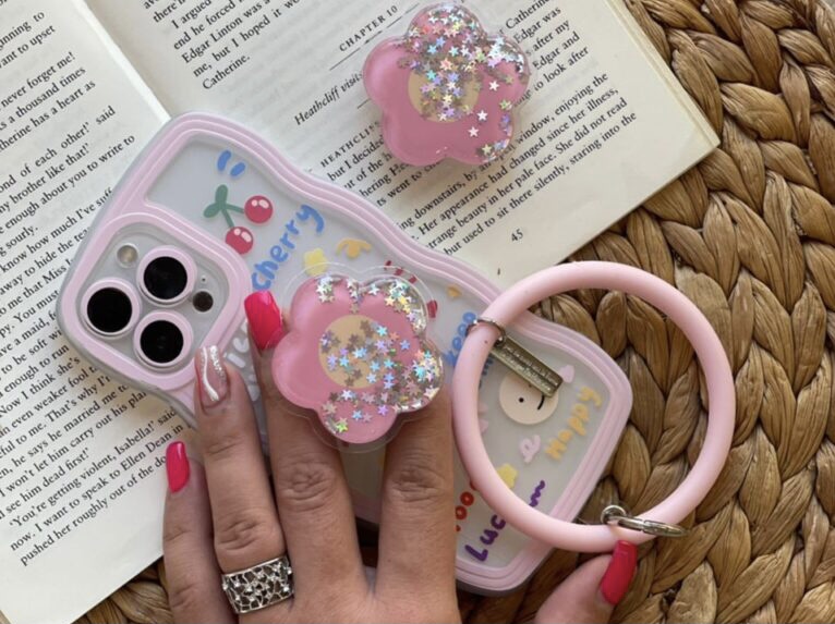 قاب موبایل لبخند پاپ سوکت ستاره ای محافظ لنز دار + بند ست